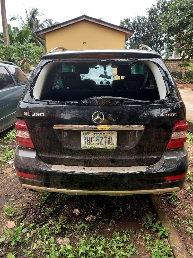 Police recover Mercedes Benz suspected to have been snatched by armed robbers and used for an operation in Anambra